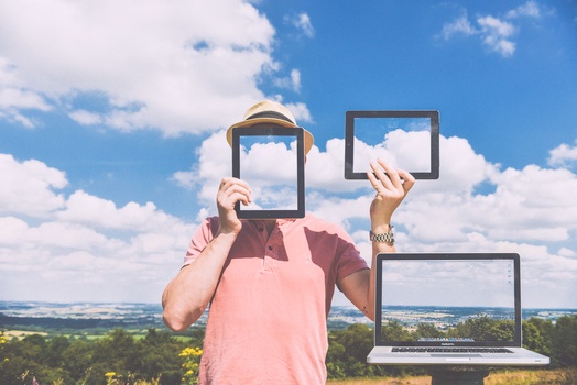 nature-laptop-outside-macbook-medium.jpg